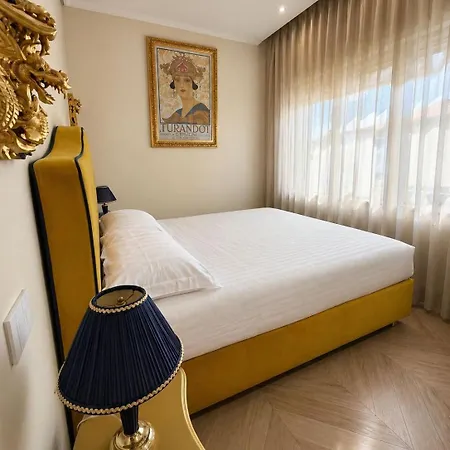 Bed & Breakfast Puccini Luxury